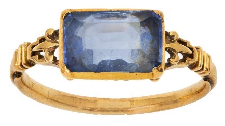 sapphire ring 